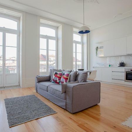Downtown Spacious Studio ปอร์โต ภายนอก รูปภาพ